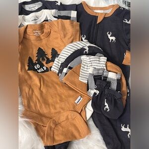 11pc Gerber Baby Bodysuit Set in Tan and navy blue